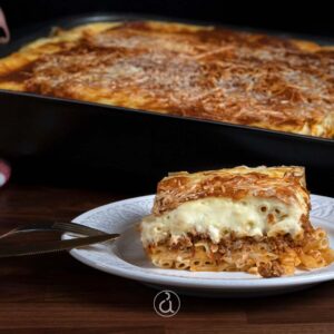 Greek frozen ready cooked pastitsio in trays 3x2500gr SPITIKA TROFIMA