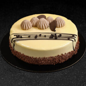 Greek style frozen rounded birthday WHITE cake approx. 1,1kg GS code 01379