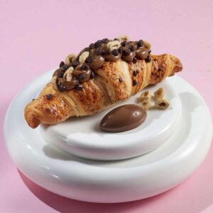 Greek style frozen croissant CORNETTI w hazelnut filling 52x95gr HZ code 150000