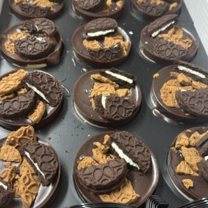 Greek style frozen individual COOKIES PRALINE round cake 12x156gr ZS code 69116